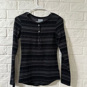 Columbia Black and Gray Patterned Button Down Shirt